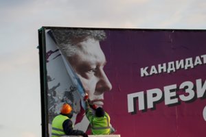 Ukrainos prezidento rinkimų lyderis V. Zelenskis pasiruošęs debatams su P. Porošenka