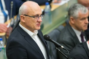 Seime aiškinsis situaciją dėl galimo pinigų plovimo per bankus