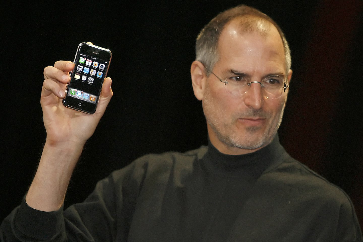Šiandien, balandžio 1-ąją, technologijų milžinė „Apple“ mini 43 gimtadienį.