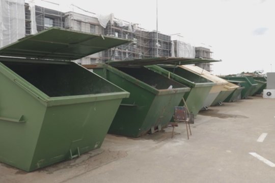 Specialistai apie stambiagabaričių atliekų išmetimą: kodėl tik atvežti neužtenka