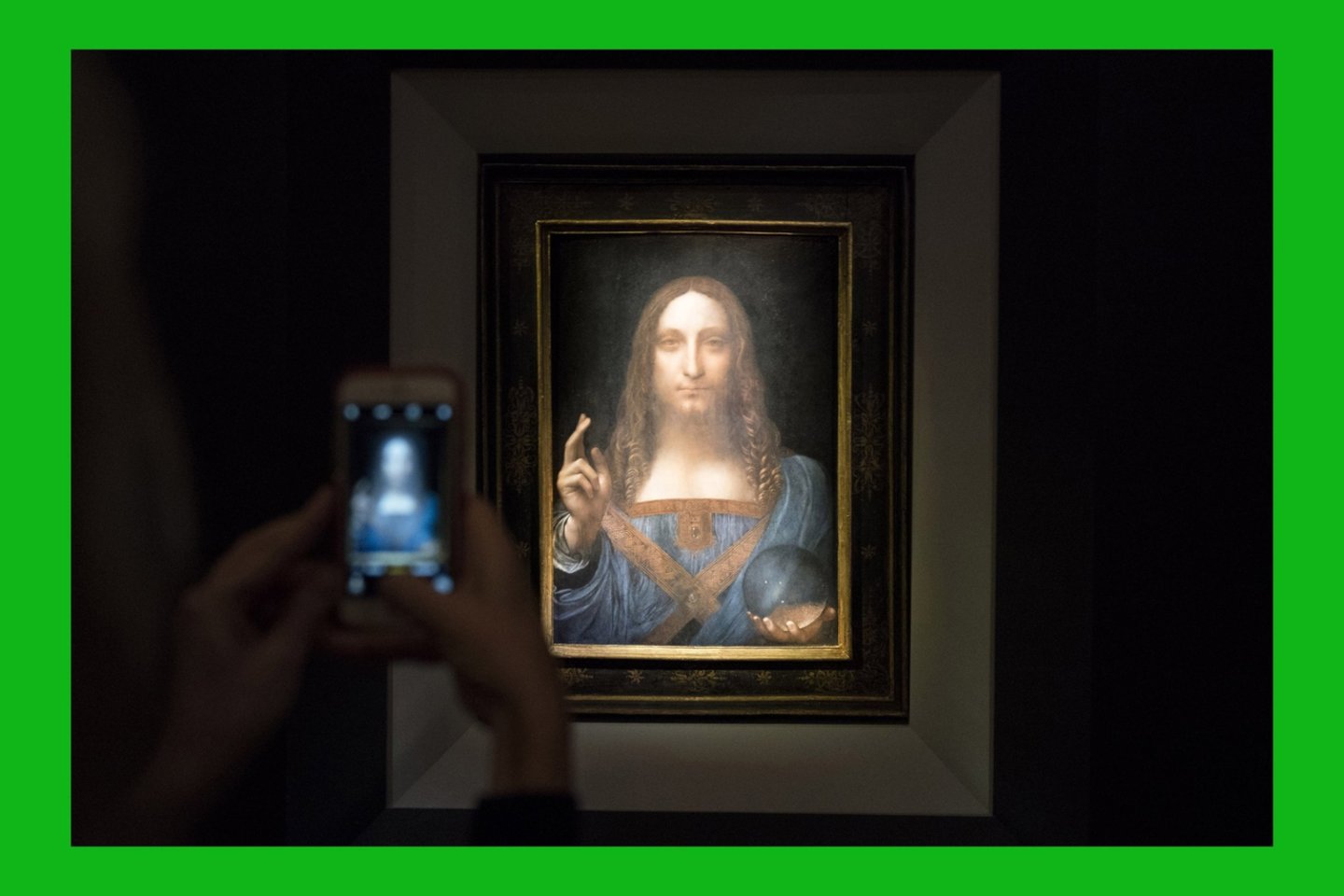Leonardo da Vinci  „Pasaulio gelbėtojas“ (Salvator Mundi) 2017 m. tapo brangiausiu meno kūriniu, parduotu aukcione.<br> "Scanpix" / AFP nuotr.