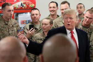 D. Trumpas nori, kad NATO narės ir toliau didintų išlaidas gynybai