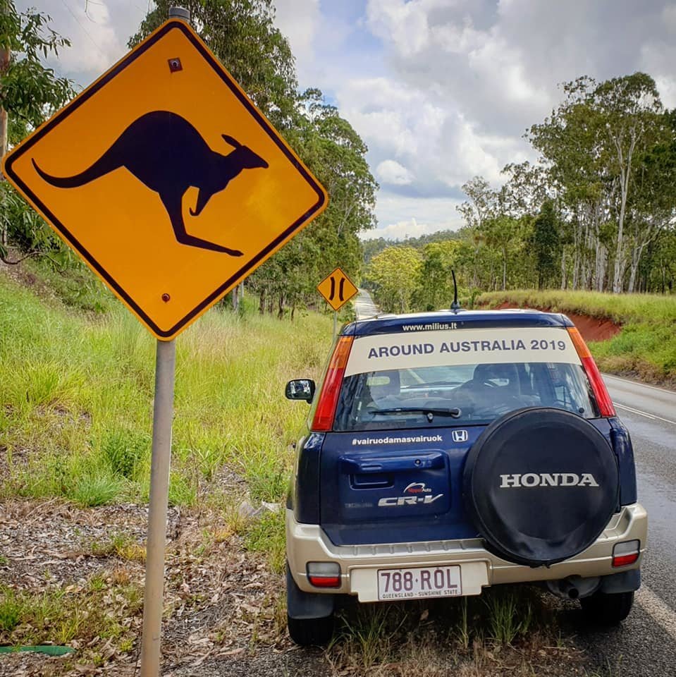  Automobiliu žurnalistas pravažiavo visą šiaurinę Australijos dalį.<br>Organizatorių nuotr.