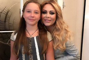 12-metė dukra išliejo emocijas: mirusiai mamai Julijai Načialovai parašė jautrų laišką