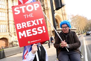 Prancūzija: svarstyti apie tolesnį „Brexit“ atidėjimą dar „per anksti“