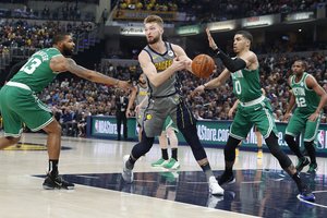 Domantas Sabonis su „Pacers“ krito labai svarbiame mūšyje