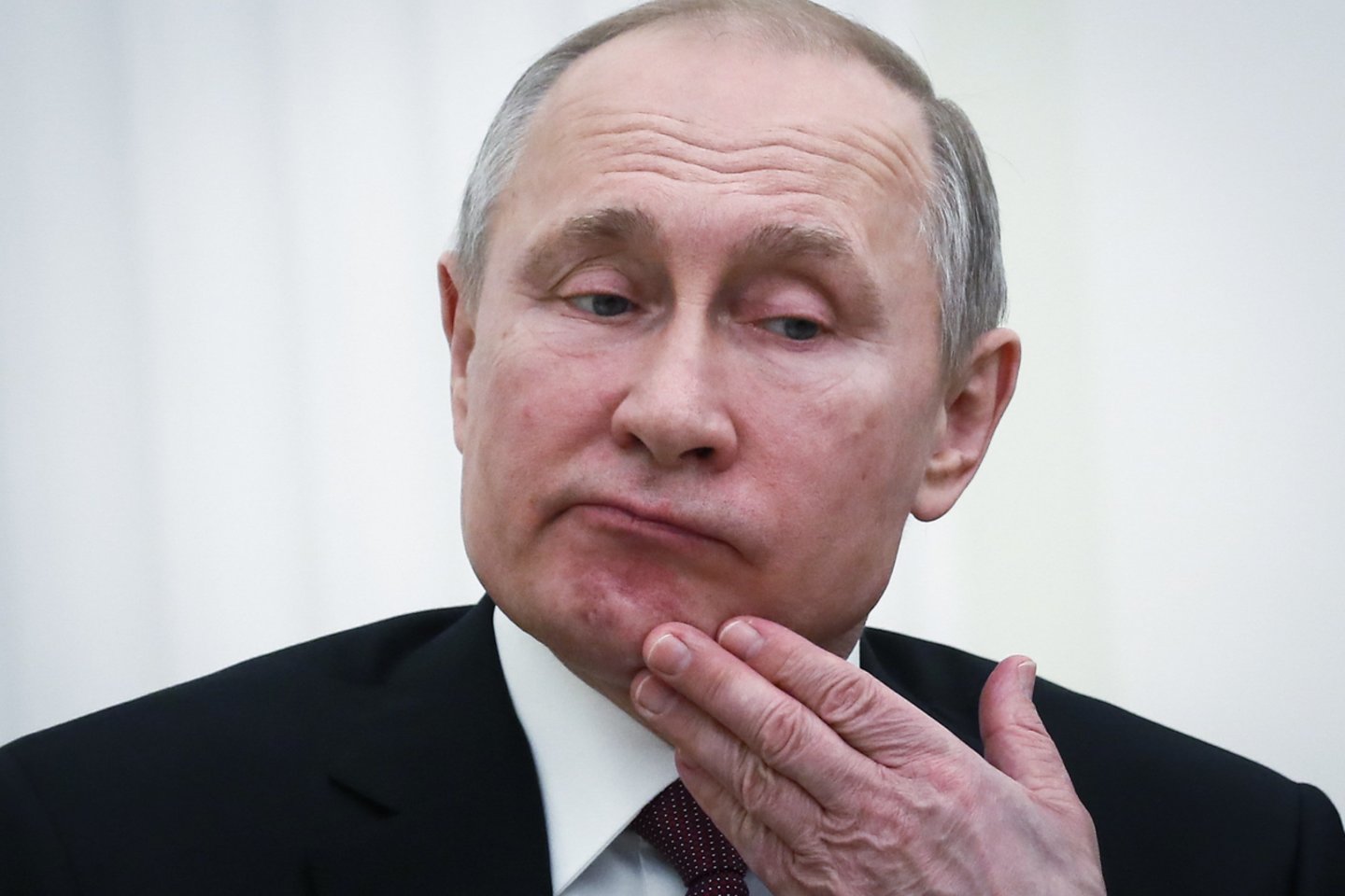 Rusijos prezidentas Vladimiras Putinas per vėliau šį mėnesį planuojamą susitikimą su Estijos prezidente Kersti Kaljulaid ketina pasakyti, kad jos šaliai nėra priežasčių baimintis dėl savo saugumo, estų laikraštis „Postimees“ šeštadienį citavo Kremliaus atstovą spaudai Dmitrijų Peskovą.
