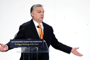 Pradėdamas EP rinkimų kampaniją V. Orbanas užsipuolė ES pareigūnus