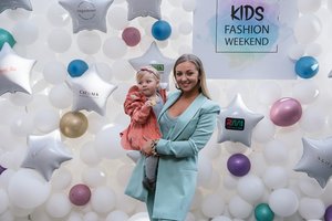 Pirmąjį dukters pasirodymą ant podiumo Eglė Straleckaitė stebėjo užkulisiuose