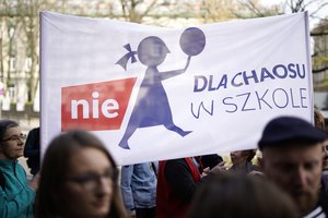 Lenkijos mokytojai pradeda streiką dėl atlyginimų