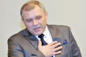 Teismas leido suimti R. Nasirovą, nuspręsta ir dėl R. Šidlausko suėmimo