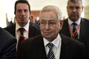 Alžyro parlamentas laikinuoju prezidentu paskyrė Abdelkaderą Bensalah