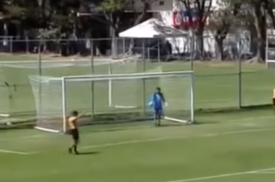 Vartininko košmaras: Meksikoje įmuštas komiškas 11 metrų baudinys