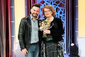 Naujai suskambo legendinė daina „Alyvos“ 