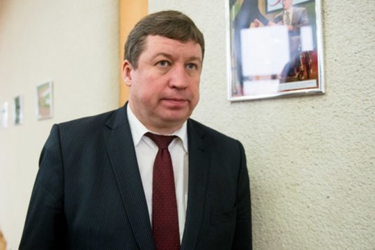 Nauja ataka prieš R. Karoblį: teigiama, kad ministras paėmė įspūdingą kyšį