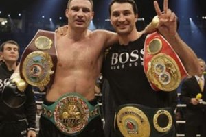 Volodymyras Klyčko per brolį perdavė, už kiek milijonų dolerių jis sugrįžtų į bokso ringą