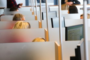 Artūras Kapitanovas. Mokesčių amnestija: viena ranka glosto, kita – muša?