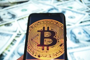 Naujas kvėpavimas: prekyba kriptovaliutomis kopia į rekordines aukštumas