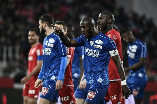 Prancūzijos futbolo lygoje užfiksuotas rasistinis išpuolis prieš „Amiens“ klubo kapitoną