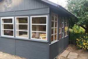 Auga sodo namelių paklausa, populiarumo netenkančios sodybos pinga