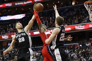Donatas Motiejūnas su „Spurs“ Denveryje spjovė į mačų statistiką – sukūrė sensaciją