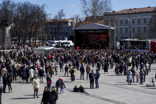  Tarptautinę romų dieną Vilniuje surengta didžiulė šventė.<br> V.Ščiavinsko nuotr.