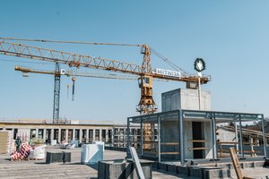 Naujasis sostinės kvartalas svarbiame etape: iškėlė vainiką