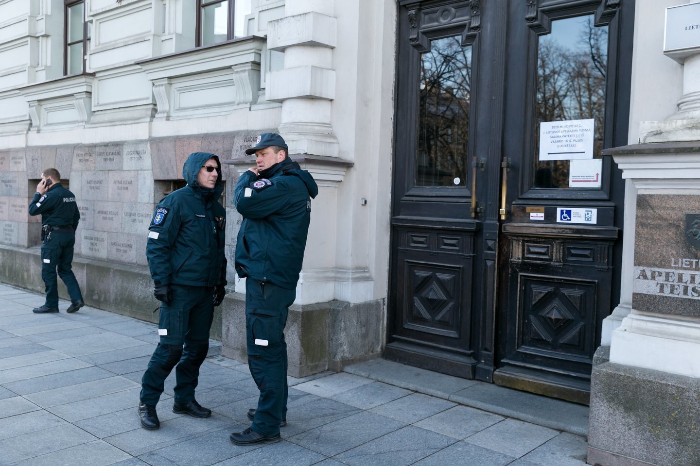  Vilniaus apygardos teismas nuosprendį paskelbė 67 asmenims, gyvenantiems Rusijoje, Ukrainoje, Baltarusijoje.<br> V.Ščiavinsko nuotr.