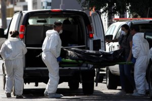 Meksikoje slaptose kapavietėse aptikti 45 lavonai