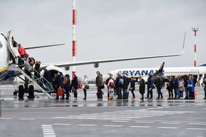 Paklausė emigrantų, kodėl jie išvyko iš Lietuvos: dominuoja dvi priežastys