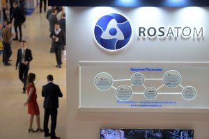 Rusija ketina Lotynų Amerikoje statyti plaukiojančias branduolines jėgaines: vadina plūduriuojančiu Černobyliu