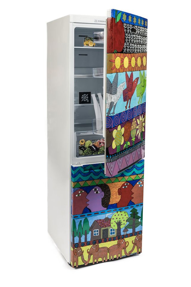 Dešimt menininkų sukūrė unikalius piešinius, kuriais bus galima papuošti savo šaldytuvus.<br>Mariaus Jonučio pav.