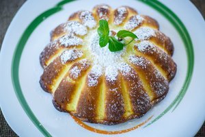 Nuostabus varškės apkepas be miltų: parduotuvėje tokio skanėsto nenupirksi