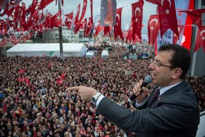 Turkijoje patvirtinta opozicijos kandidato pergalė Stambulo mero rinkimuose