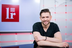 To dar nebuvote girdėję: Jurijus Veklenko šmaikščiai perdainavo „eurovizinę“ dainą