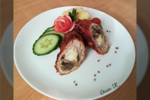 Kiaulienos suktinukai su grybais ir sūriu 