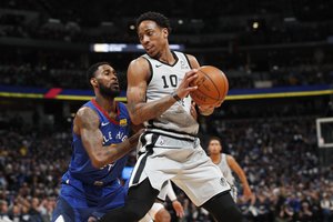 D. Motiejūnas taškais prisidėjo prie dar vienos netikėtos „Spurs“ pergalės