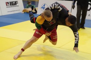 Šiauliai išsirinko stipriausius graplingo imtynininkus