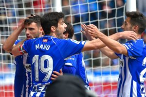 Ispanijos futbolo lygos turas penktadienį prasidėjo kovingomis lygiosiomis