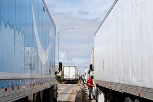 Šiaurės Graikijoje policija sulaikė vogtą vilkiką su 59 migrantais