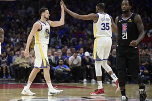 K. Duranto ir K. Thompsono vedami „Warriors“ – per žingsnį nuo NBA pusfinalio