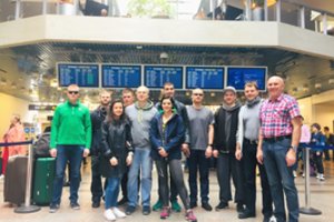 Paralimpiniai čempionai išvyko į Japoniją: rengsis lemiamoms kovoms dėl kelialapio į Tokijo paralimpiadą  