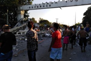 Pietų Filipinus supurtė 6,4 balo žemės drebėjimas