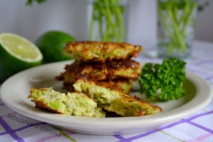 Gardūs ir lengvi kopūstų blyneliai patiks visiems skaičiuojantiems kalorijas