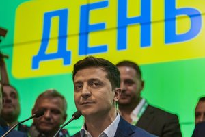 Džiaugsmas slopsta: su kuo iš tikrųjų V. Zelenskis susidurs tapęs prezidentu