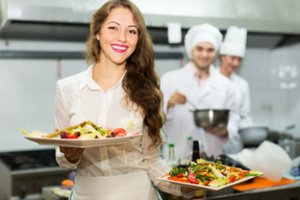 Naujas Vilniaus restoranų gidas padės išsirinkti, kur pavakarieniauti 