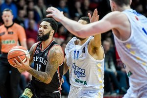 Vilniaus „Rytas“ buvo per plauką nuo dar vieno smūgio – vos įveikė „Pieno žvaigždes“