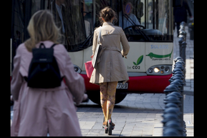 Elektriniai paspirtukai: kaip jais mėgautis nekeliant pavojaus sau ir kitiems?