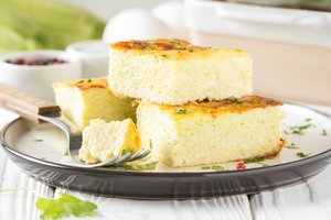 Švelnus, purus ir storas omletas – toks pat, kokį virėjos ruošdavo darželyje