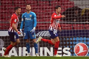 „Atletico“ atitolino „Barcelona“ triumfą Ispanijoje